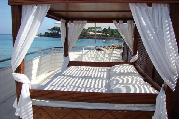 Villa Keller Sala 900