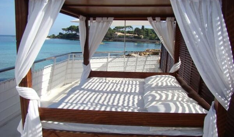 Villa Keller Sala 900