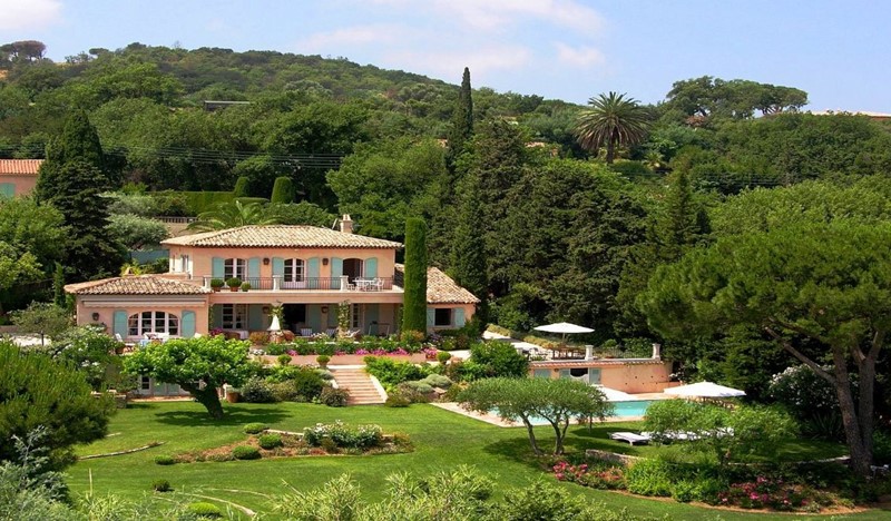 Rose Of St Tropez, Beautiful 5BR provencal villa in quiet area near the town centre, with pool and seaview in Saint Tropez, close to Tahiti beach