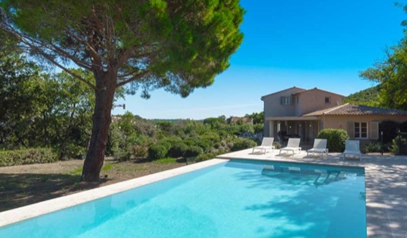 villa Arielle, Cote d'Azur Villas, luxury 5BR villa near the centre of Saint Tropez and Pampelonne beach