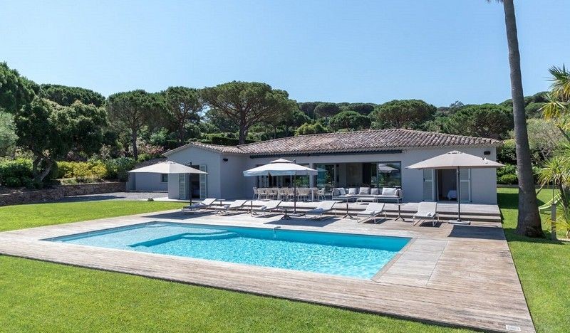 Villa Bayview, luxury 6BR villa with pool and seaview in Les Salins area of Saint Tropez, close to the beach and to the town centre