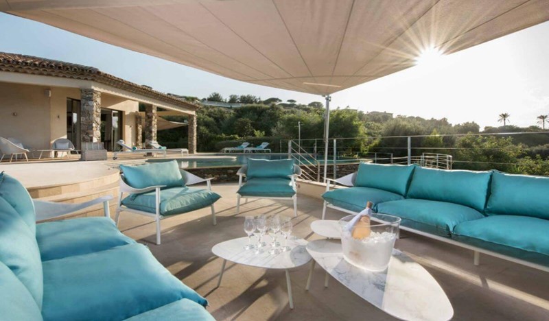 WATERSEDGE Unbranded Page16 Image5