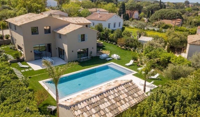 Villa Jalandra, Cote d'Azur Villas, luxury 5BR villa with heated pool, home cinema and spa in the centre of saint tropez