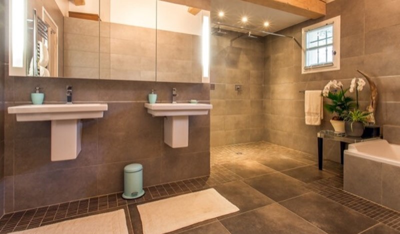 Michelle House 1 Low 23