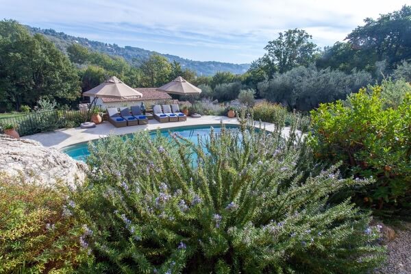 Michellehouse1low 28