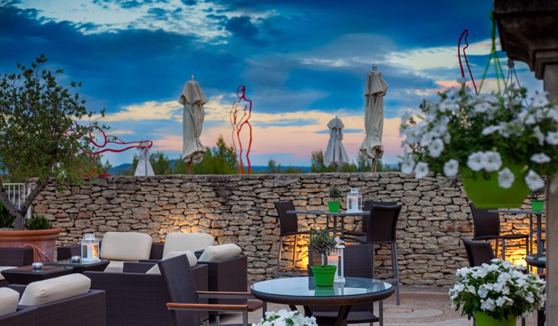 Hotel Outdoor Lounge