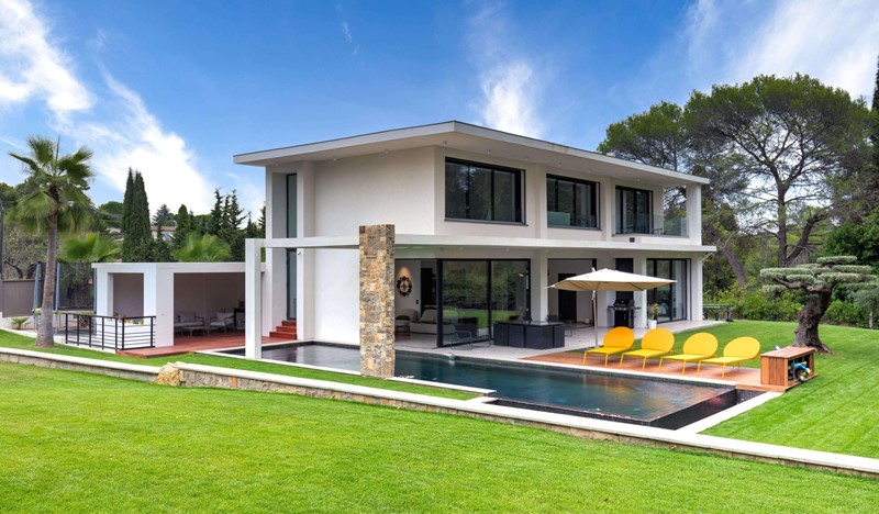 3F3a8652and12more Modifier