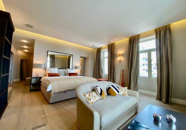 Villa Denise Master Bedroom Suite 2
