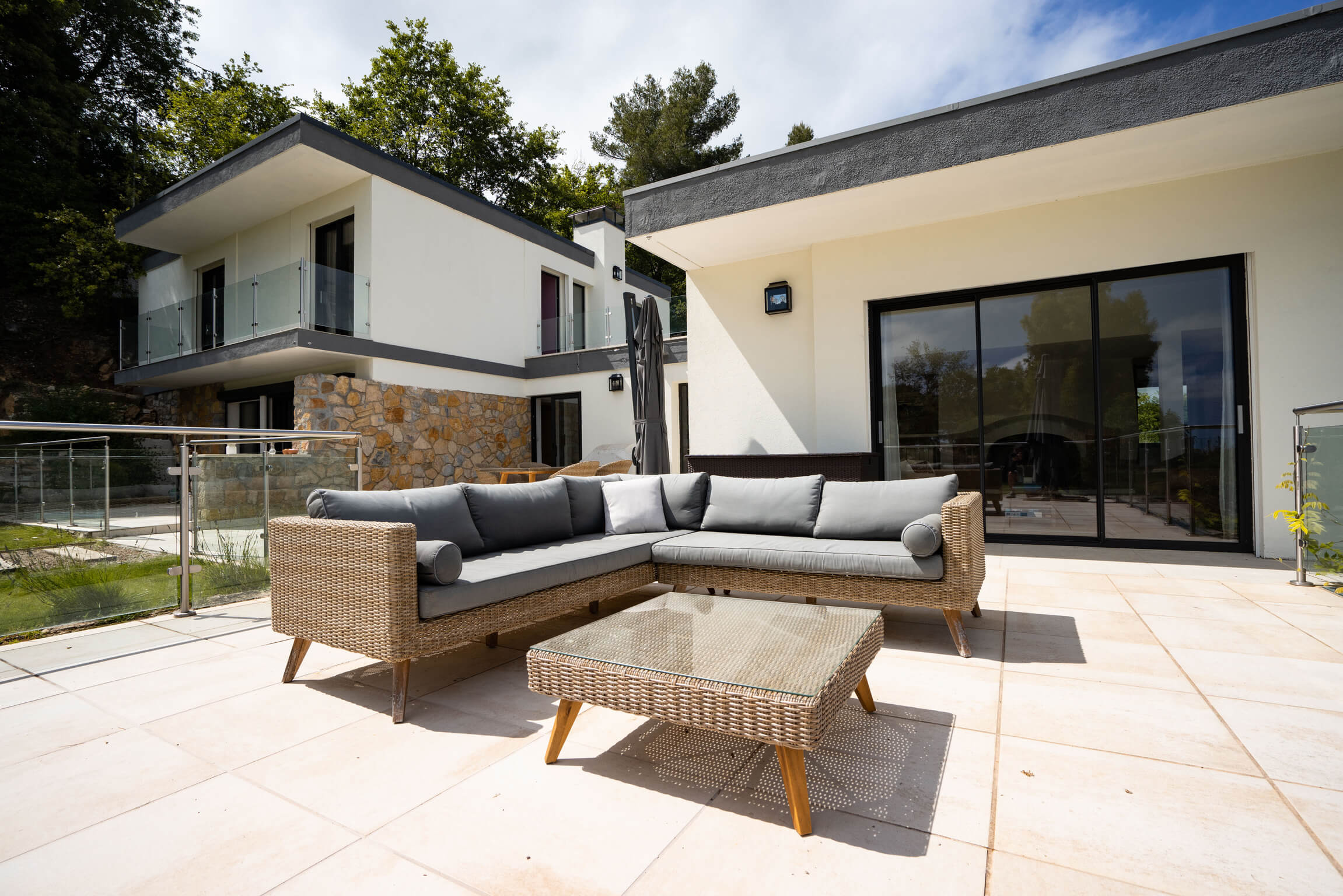 96874B74 4A99 412B 8EA2 7C340719017D