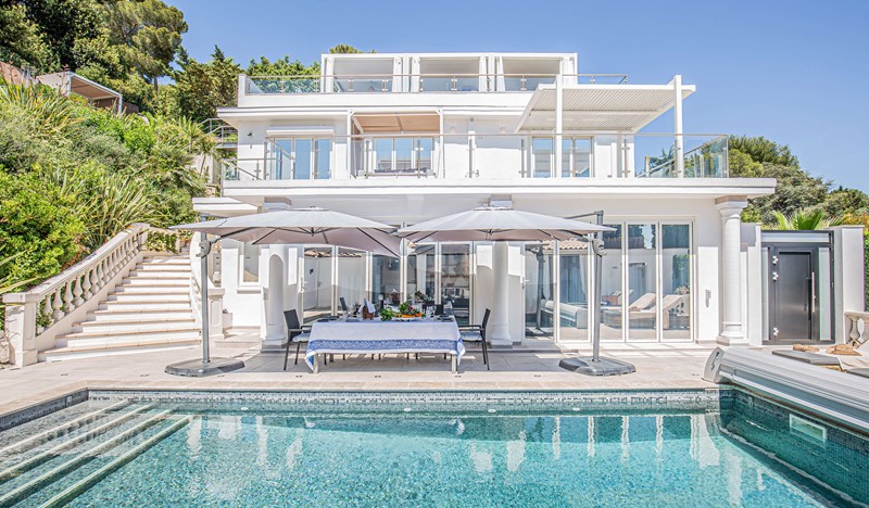 VILLA SANDRYON Externals 1