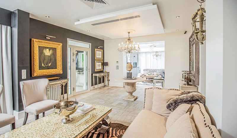 VILLA SANDRYON Internals 3