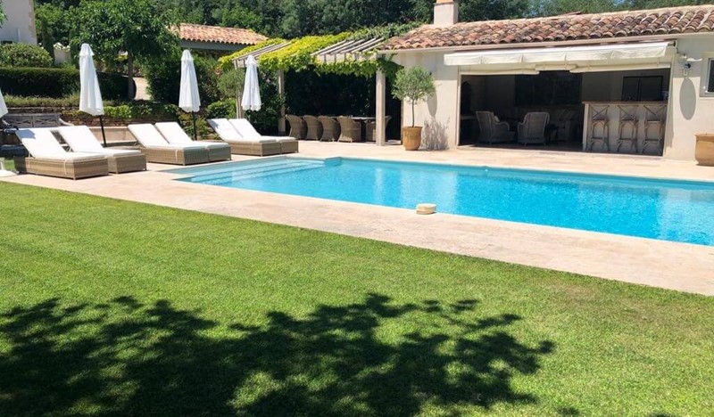 Palm Pool And Pool House