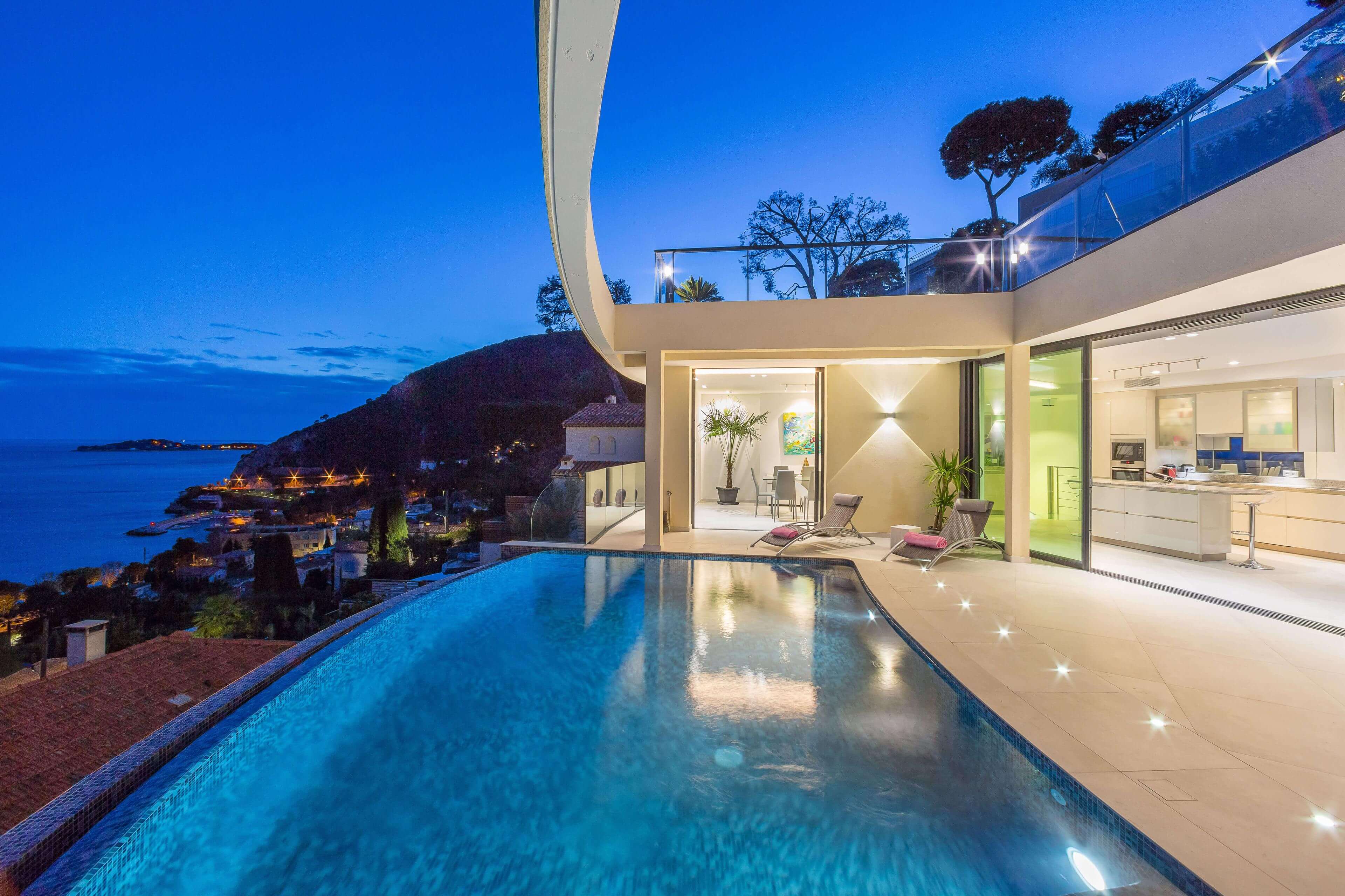 Villa White Lotus