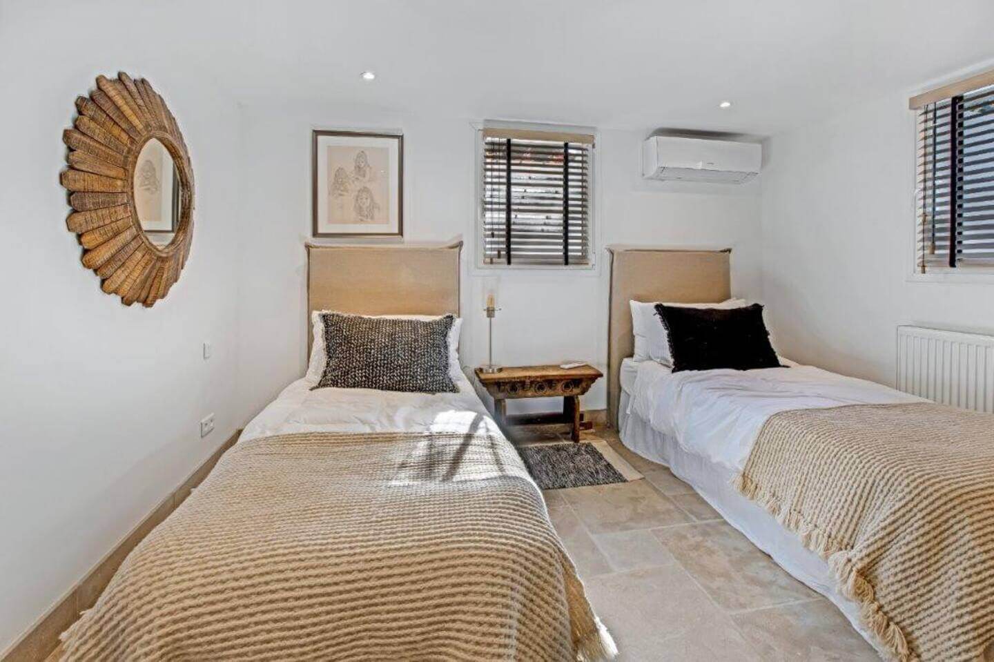 569E25d0 4C01 49Ca A078 C6f2b6d409eb