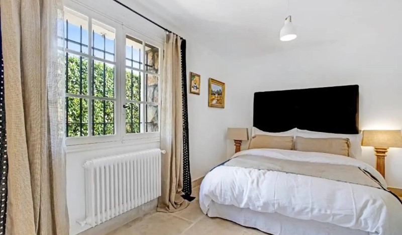 22E92ae7 E61f 49Bc 9058 2A78b3e8fafe