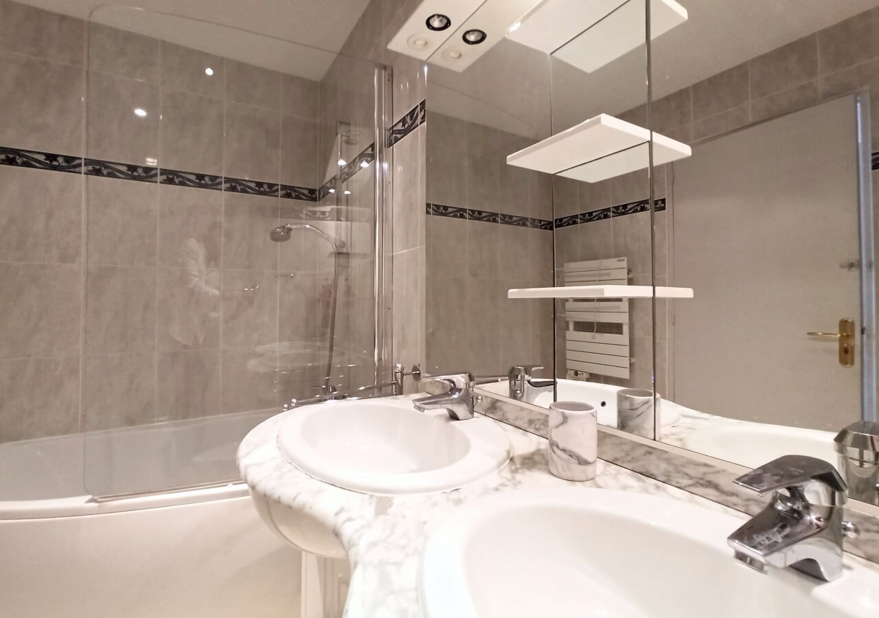 Apartment Potiniére