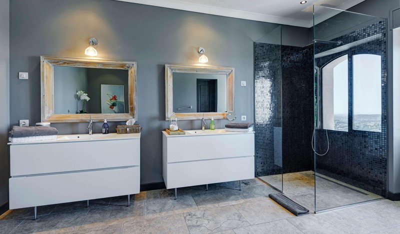 Main Bedroom Bathroom B 2