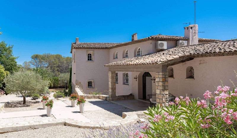 Bastide De La Brague Porch MD