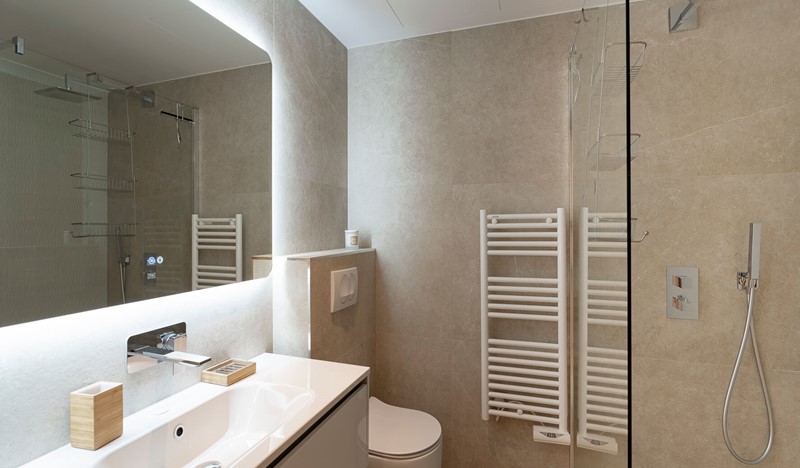 Apt Heyman Cdvillas MD 13