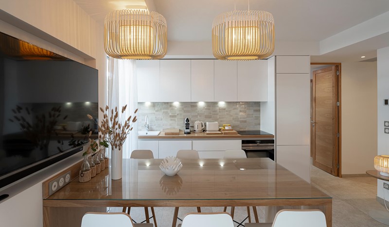 Apt Heyman Cdvillas MD 18