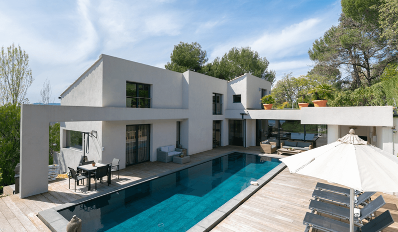 LEAD PHOTO 1 Blue Coast