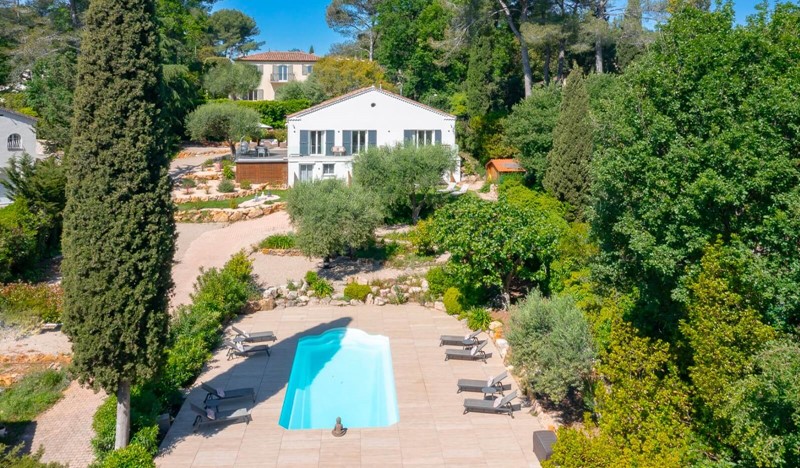 1 Lead Photo Retouchee