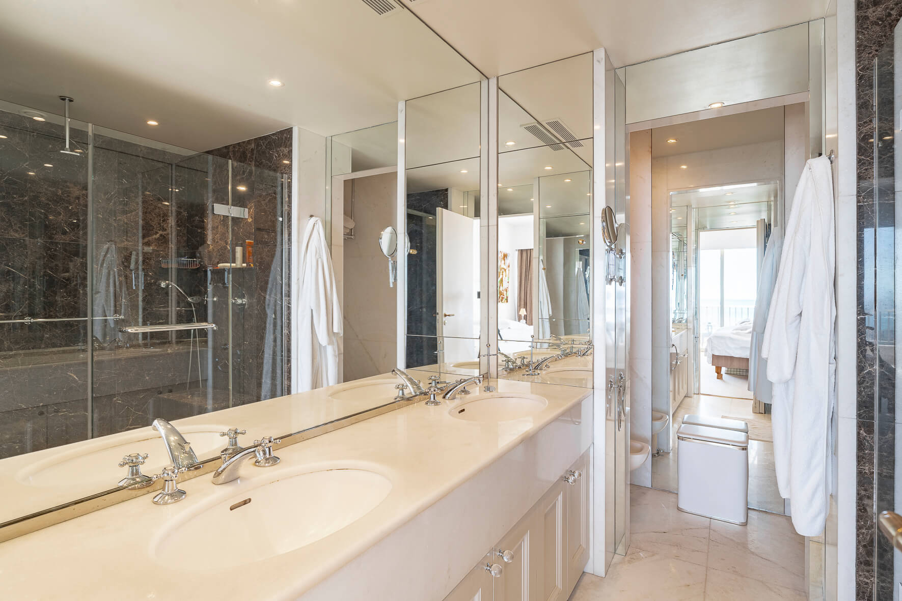 Apartment Semiramis