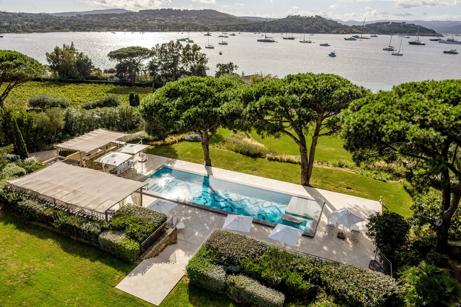 42 Canoubwest Ref1866 Pool Terrace