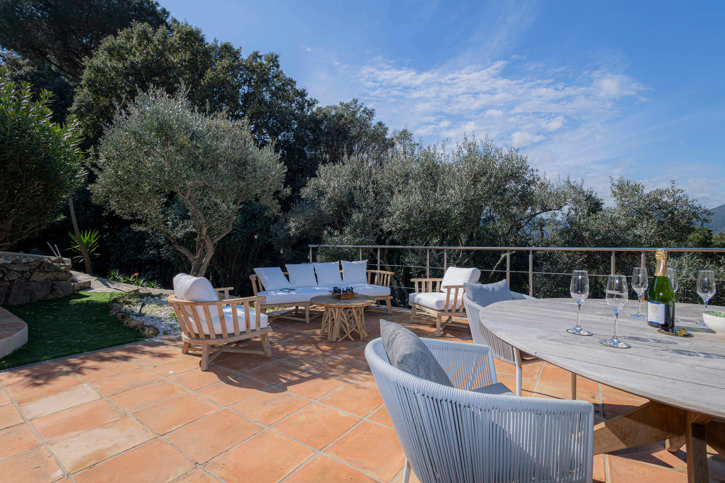 12 Exterieur Optimised