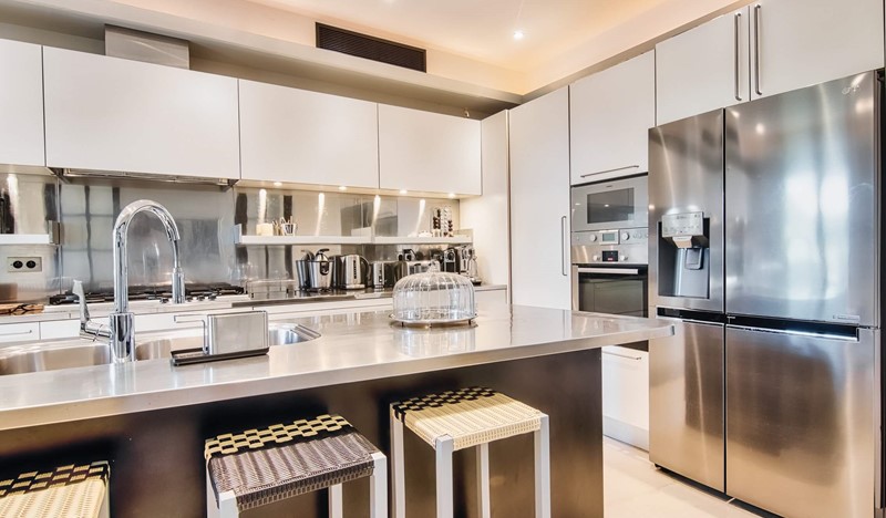 Kitchen 2