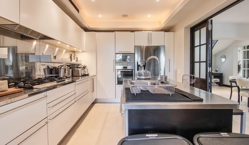 Kitchen 3