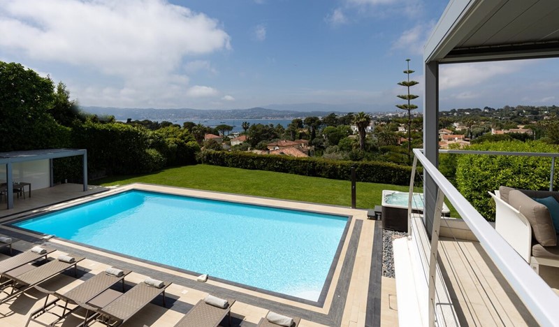 Cap Villas Cap Dantibes 98
