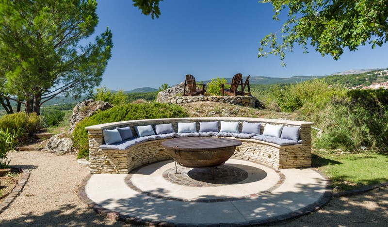 8 Stone Seating Round Fire Pit And Sunset Viewing Deck