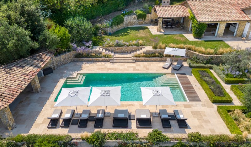 Michael Chateauneuf Web 5