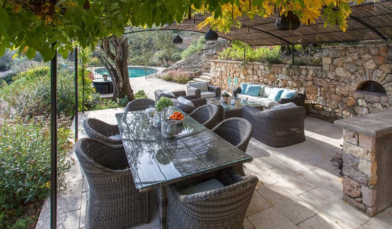 Michelle House 1 High 10