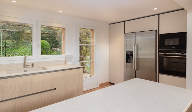 Kitchen To Garden Door Fridge Oven Sink