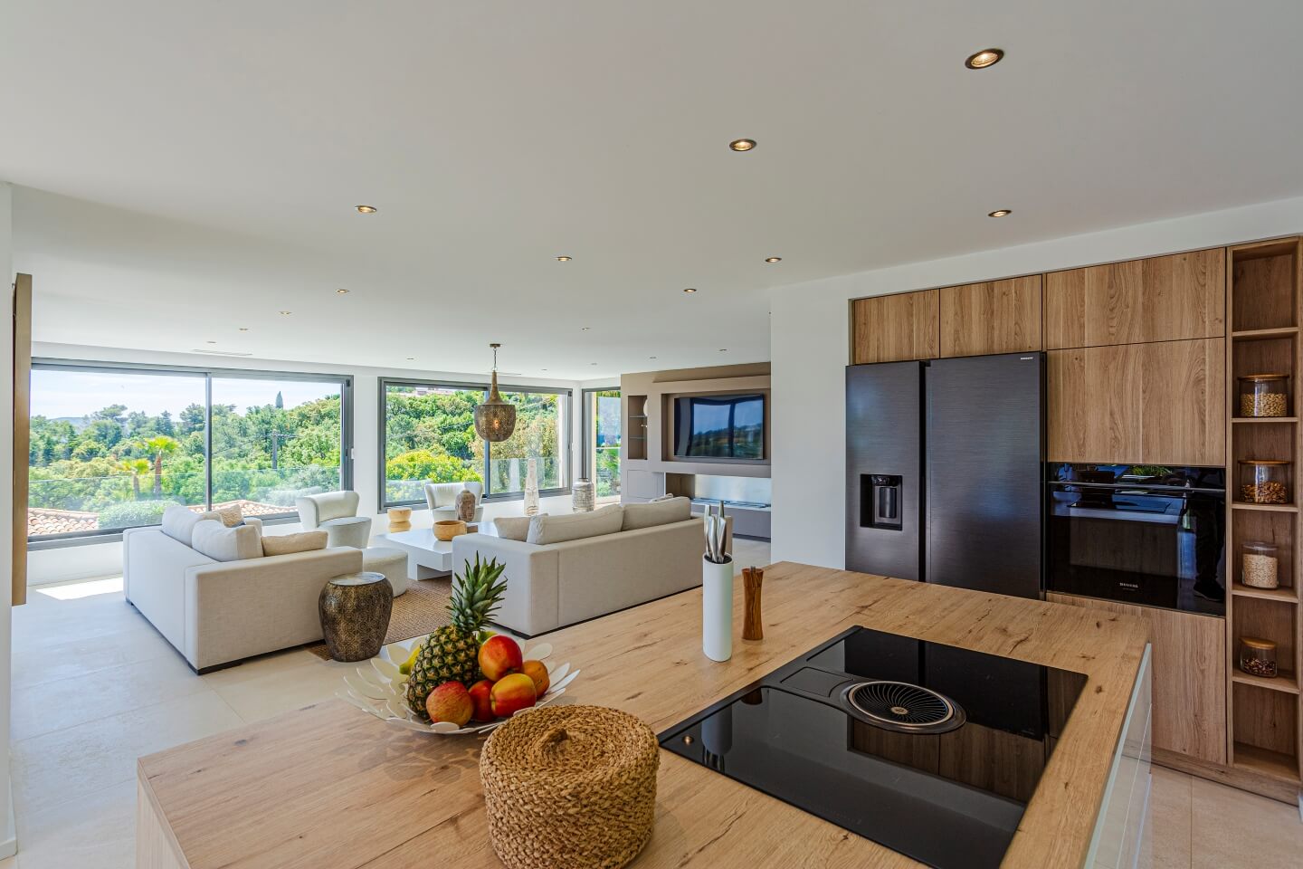Villa Blue Iris