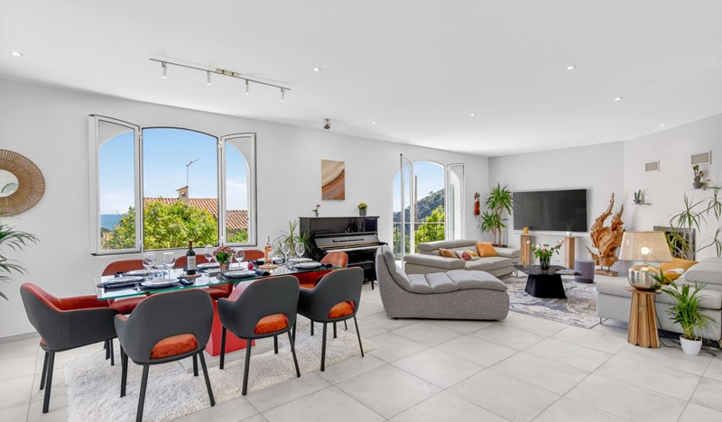 13 Living Room