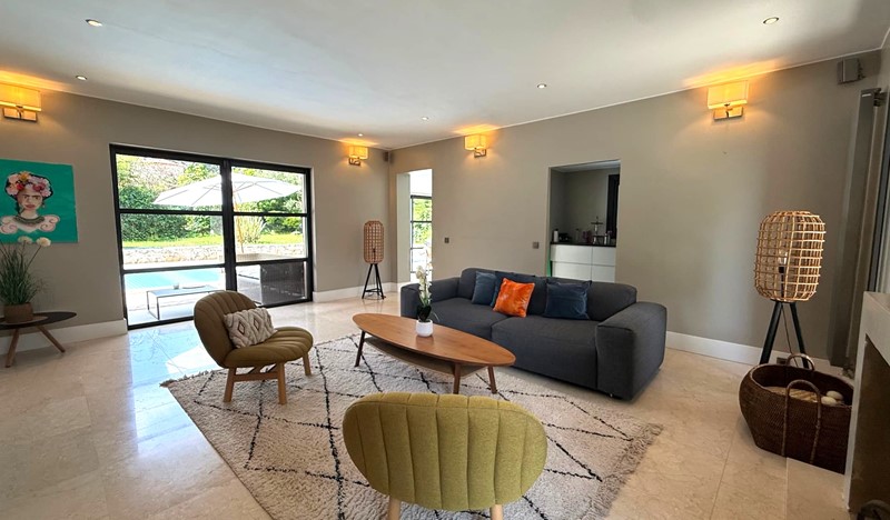 11 Living Room