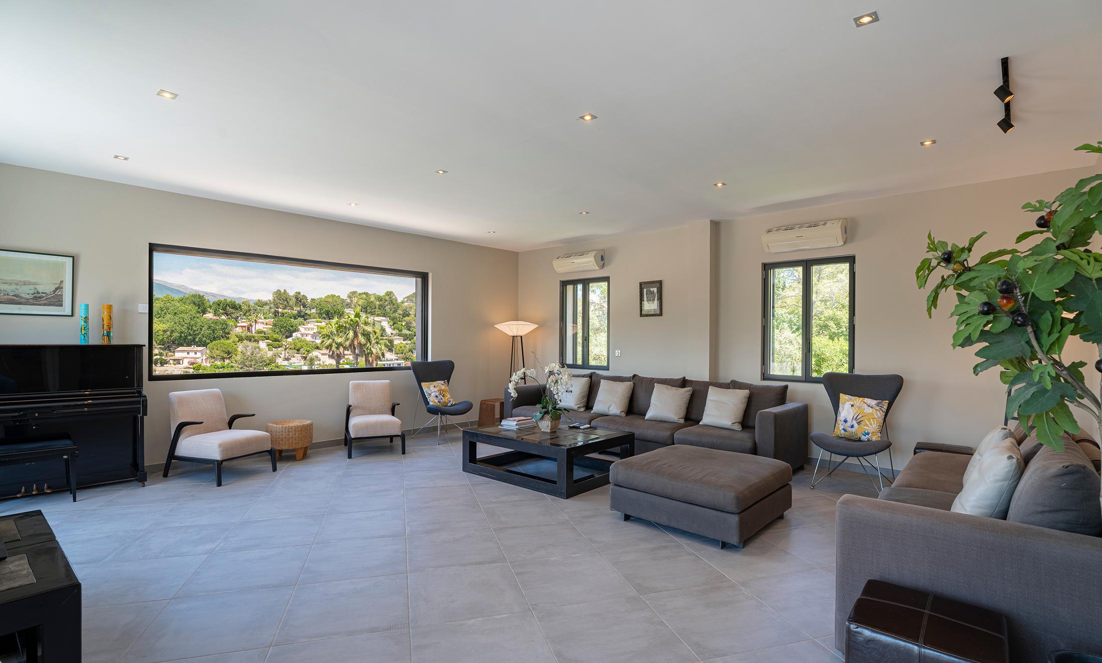 Villa Jade