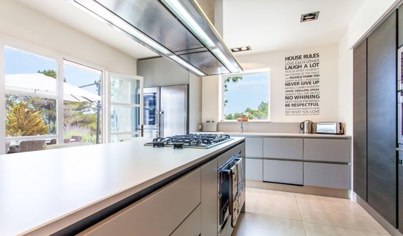 Lorainnevilla Highres 28