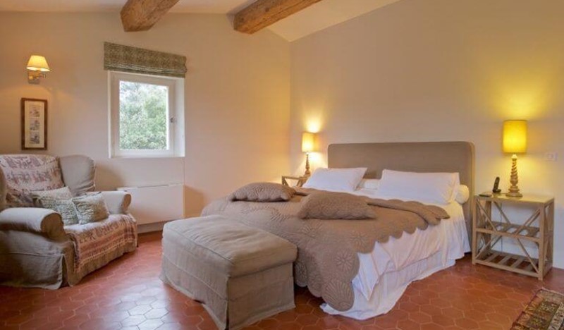 Location Villa Luxe Vacances Eygalieres 83 768X585