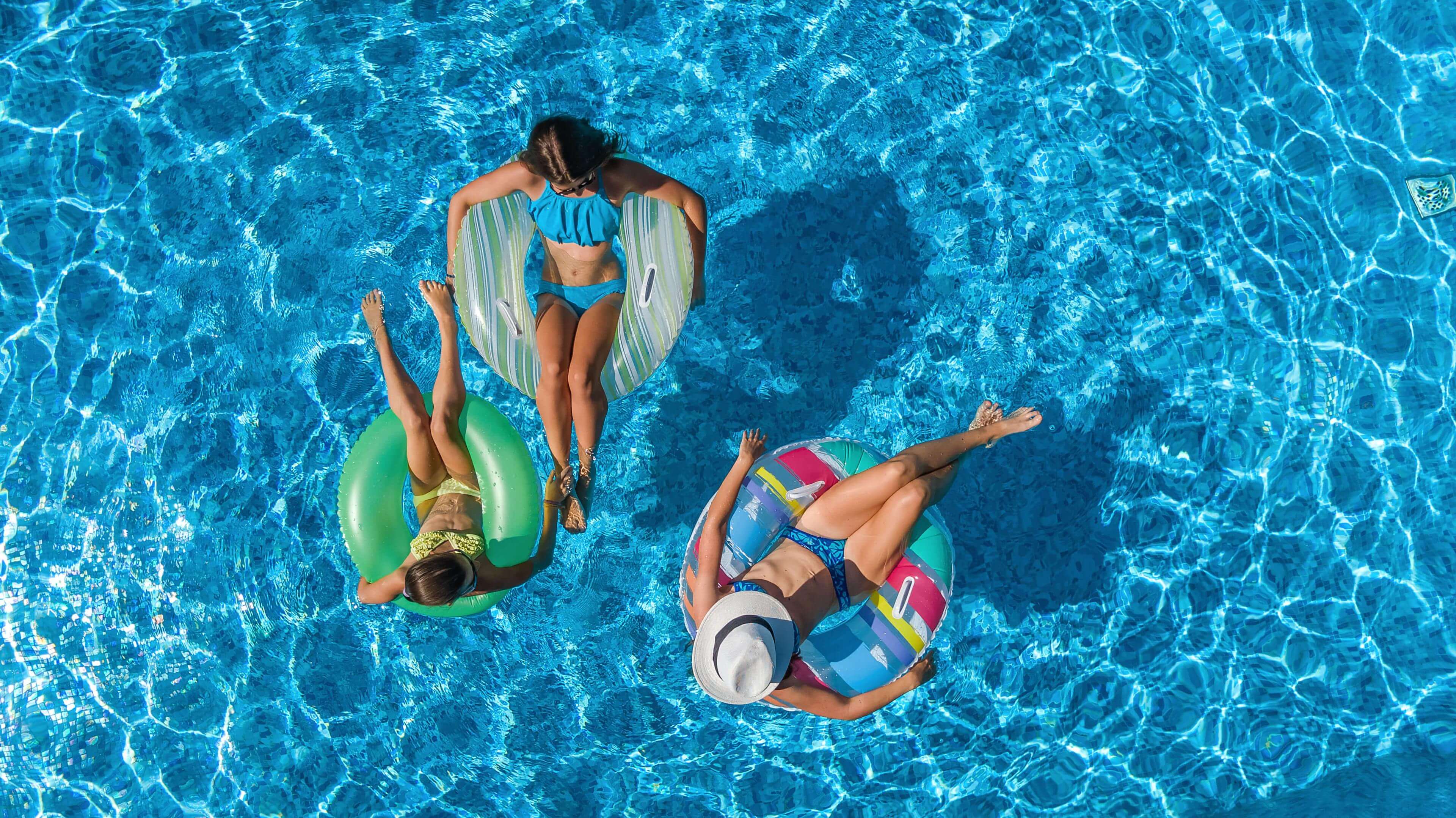 Istock 841807138 Three Children In Pool