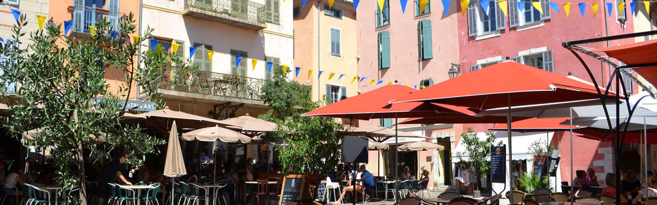 Valbonne Place Des Arcades